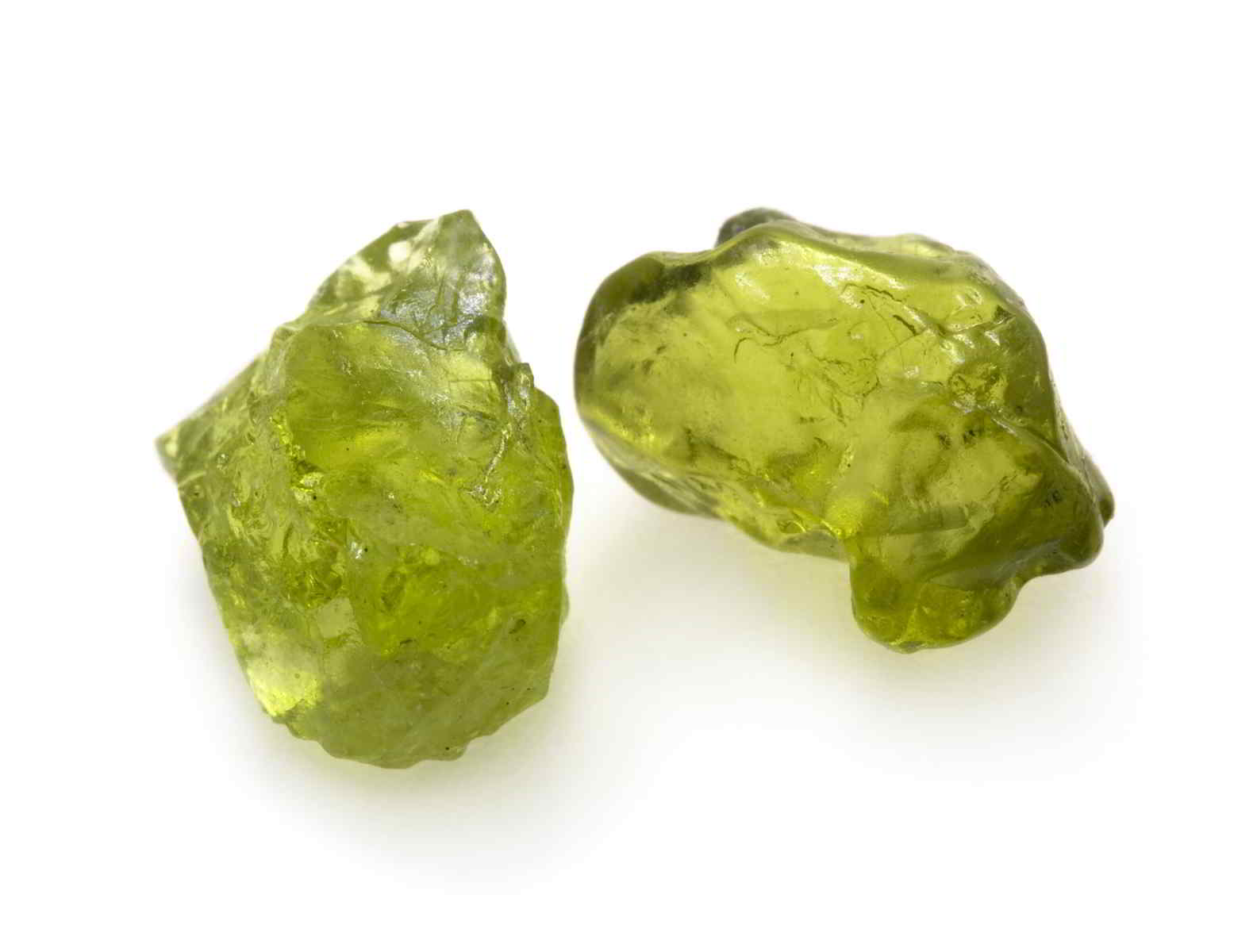 Peridot – lebhaft grüner Edelstein 